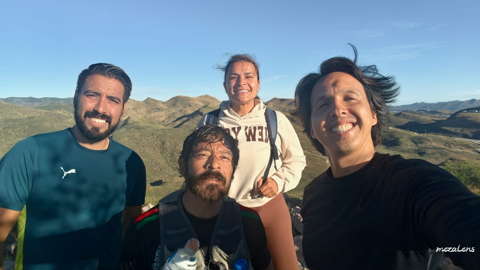 Puede ser una imagen de montaña
